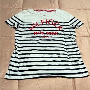 💋5/$25💋 Tommy Hilfiger White and Navy Striped Tee with Red Logo